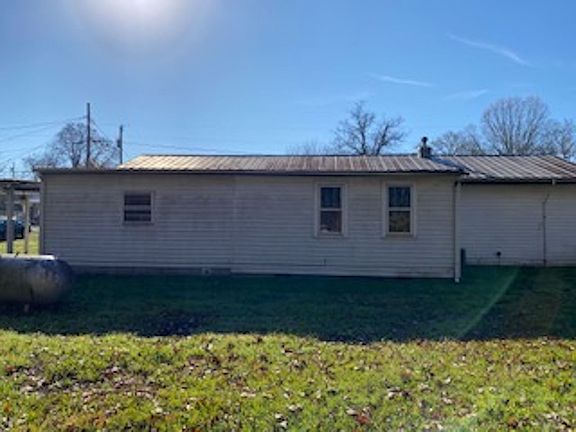 4th image of 3208 Oak St