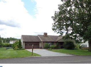 1650 Cardinal Dr, Coatesville, PA 19320