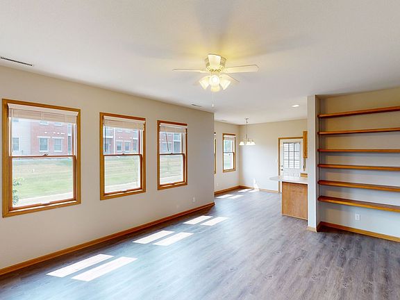 4th image of 2826 Heathrow Dr Unit 70