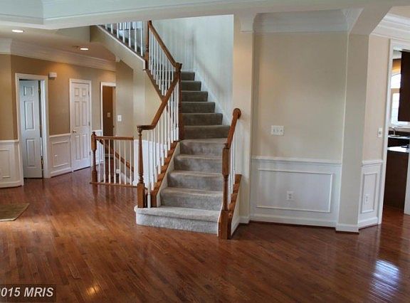 3rd image of 427 Cobbler Dr