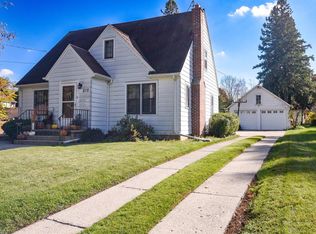 215 North Ave, Kewaskum, WI 53040