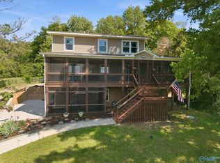 111 Rachel Dr, Huntsville, AL 35806
