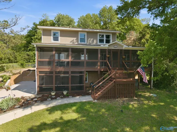 111 Rachel Dr, Huntsville, AL 35806