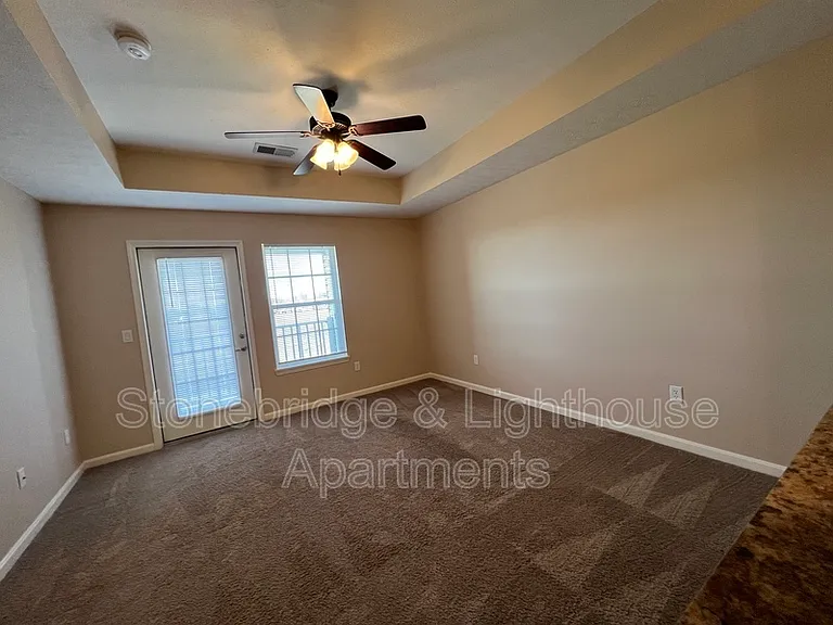 1101 Stonebench Cir — Photo 8