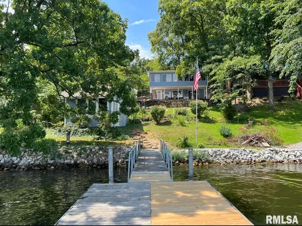 275 Lake Shore Dr S, Goreville, IL 62939