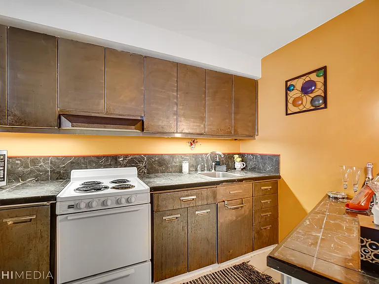 300 N State St #3908 — Photo 8