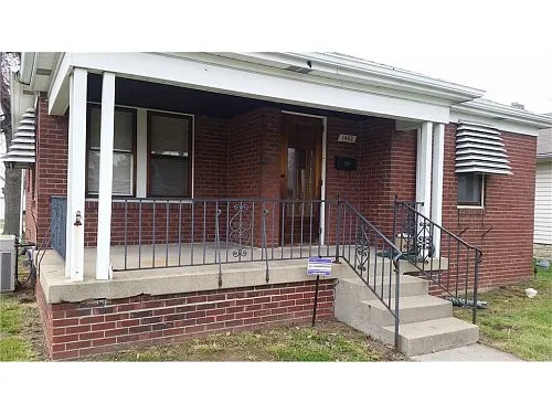 1402 N Gladstone Ave photo 1