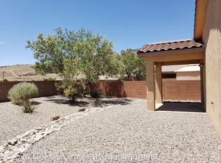 1041 Purple Aster Ave SW, Los Lunas, NM 87031