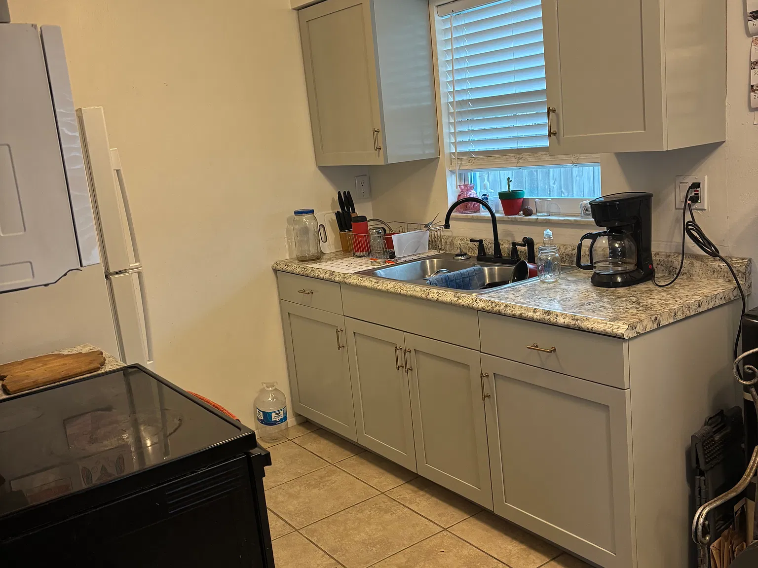 1 bed, 870 sqft, $1,025 — Photo 2