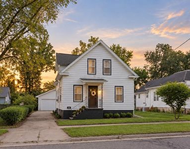 306 W Edgewater St, Portage, WI, 53901