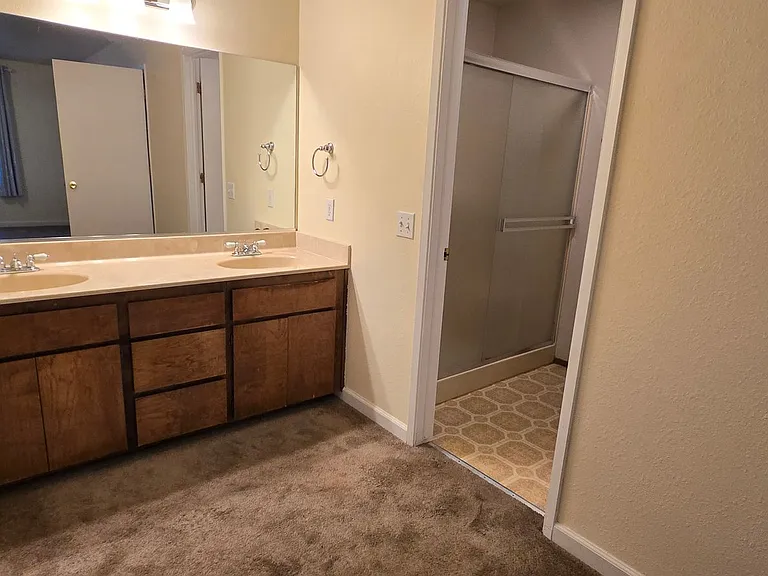 346 Gracie Rd — Photo 10