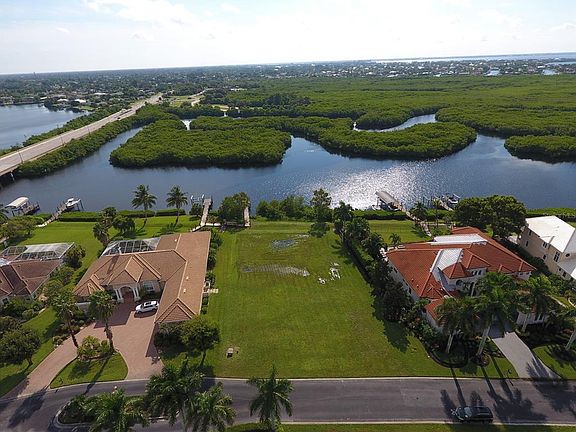 5th image of 4030 Lea Marie Island Dr