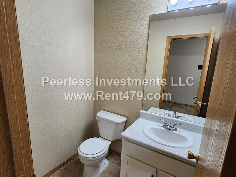 844A Lariat St — Photo 22