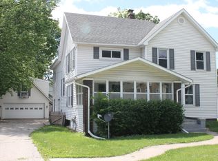 419 State St, Ottawa, IL 61350