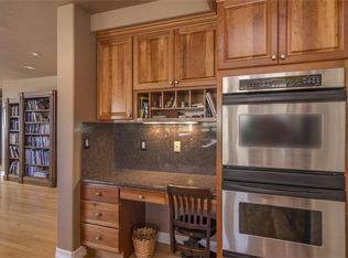 8708 Skyland Dr, Longmont, CO 80503