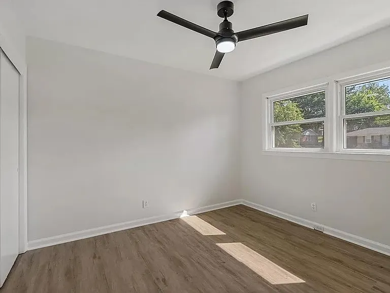 803 Lichfield Rd — Photo 5