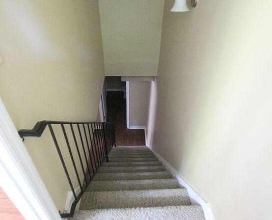 5th image of 6221 Hansley Dr #B