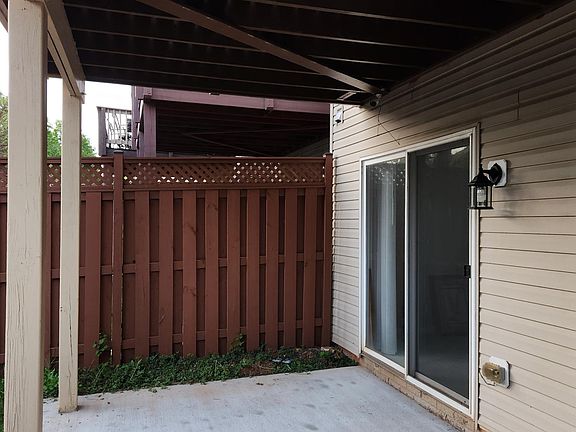 4th image of 2532 Carrington Way