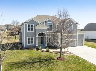 7821 Green St, Shawnee, KS 66227
