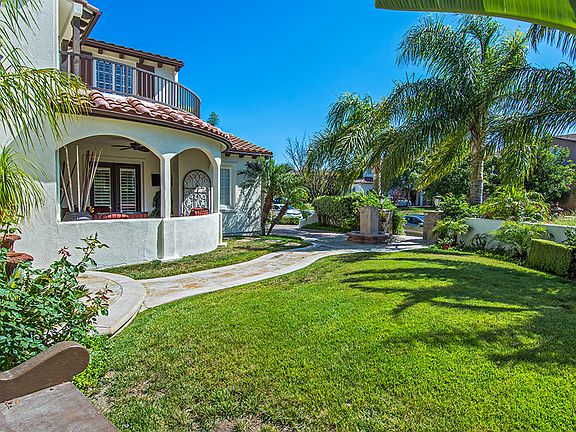 4th image of 5716 Lyon Ct