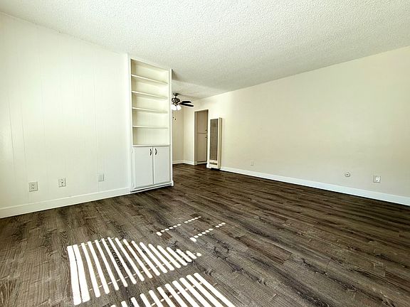 3rd image of 3051 Meade Ave APT 8
