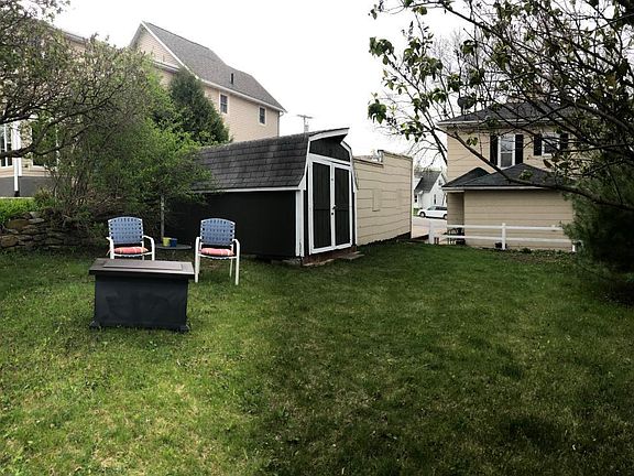 4th image of 722 Bliss Blvd