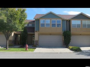 884 N Spring Pond Dr, Farmington, UT 84025