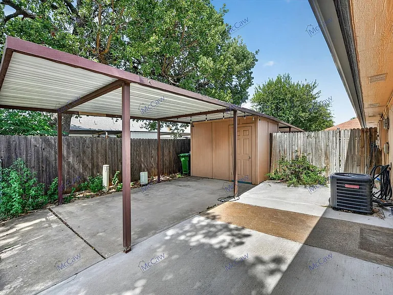 7761 Sable Ln — Photo 21
