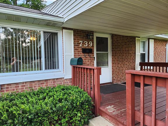 2nd image of 739 Wildwood Dr