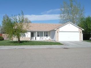 1065 Robin Pl, Mountain Home, ID 83647