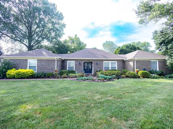 9655 Arlington Ct, Newburgh, IN 47630