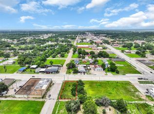 631 Texas Ave, Texas City, TX 77590