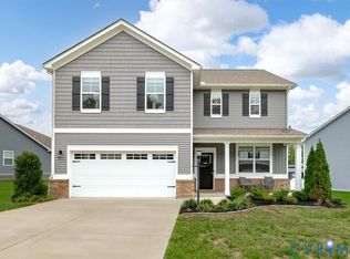 11912 Longtown Dr, Midlothian, VA 23112