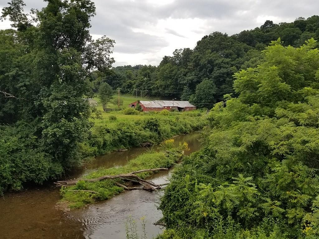 226 Chestnut Dr, Galax, VA 24333 MLS 88800 Zillow