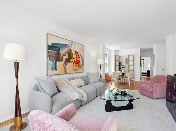 345 E 52nd St APT 9H, New York, NY 10022