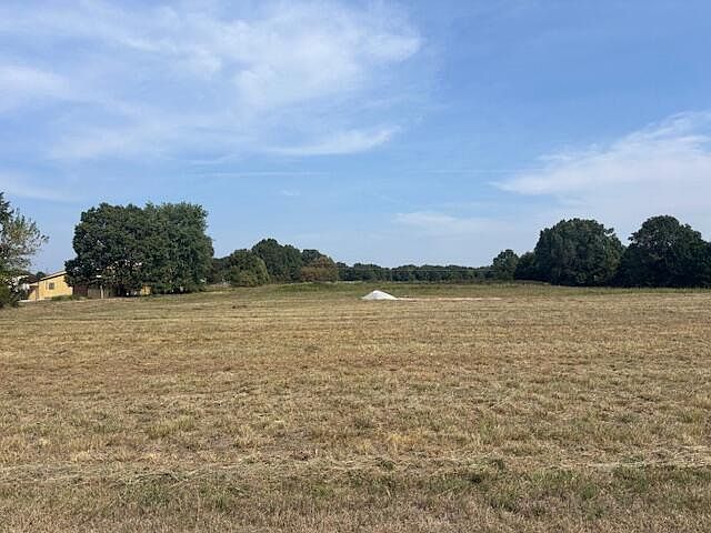 2nd image of 000 Century Farm Rd. Road