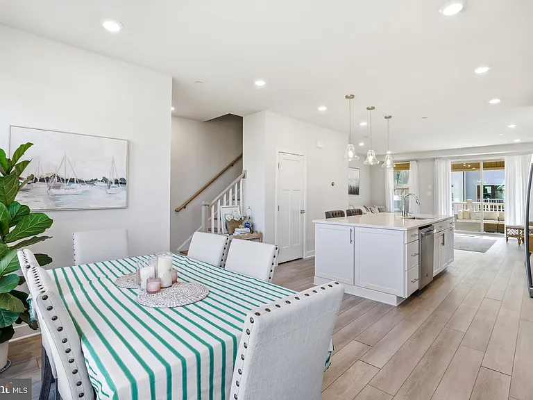 10120 Stonecat Mews — Photo 10