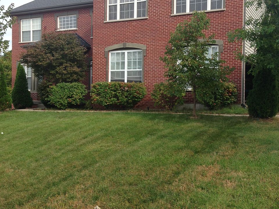 2nd image of 505 Lexington Landing Ct