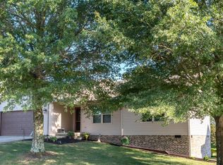 104 Shannon Ct, Georgetown, KY 40324