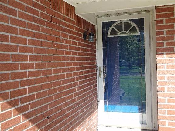 3rd image of 41530 Arthur St
