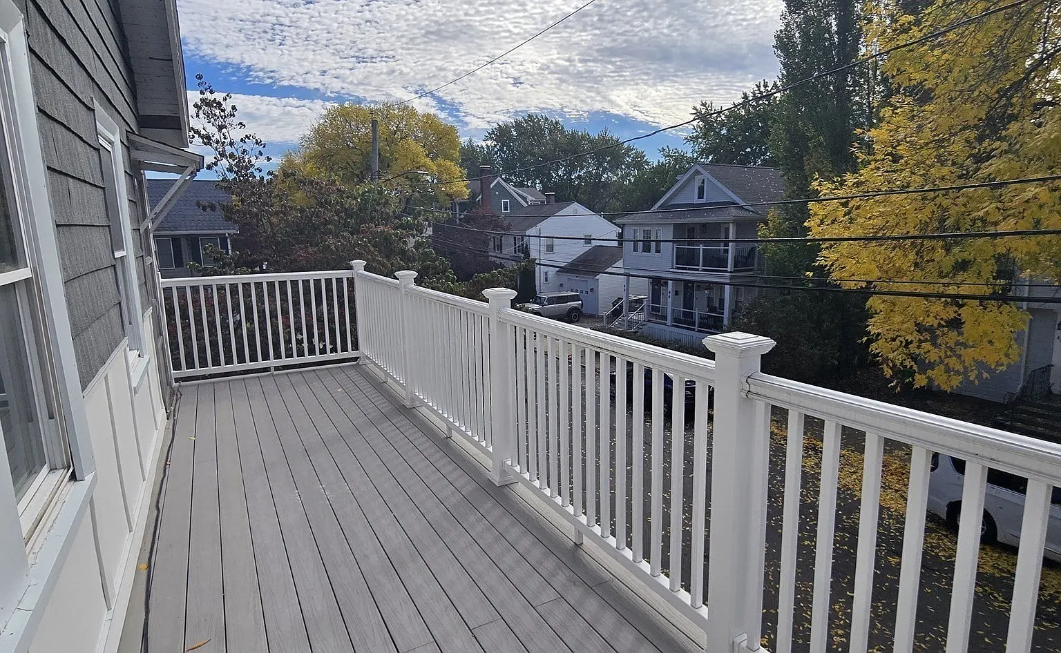 3 bed, 1.0 bath, 1100 sqft, $3,400 — Photo 3