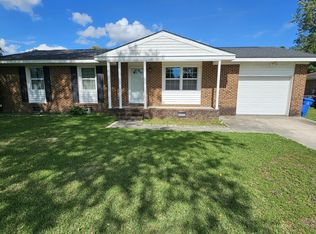 109 Valley Ct, Jacksonville, NC 28540