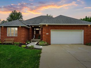 534 3rd St, Jesup, IA 50648