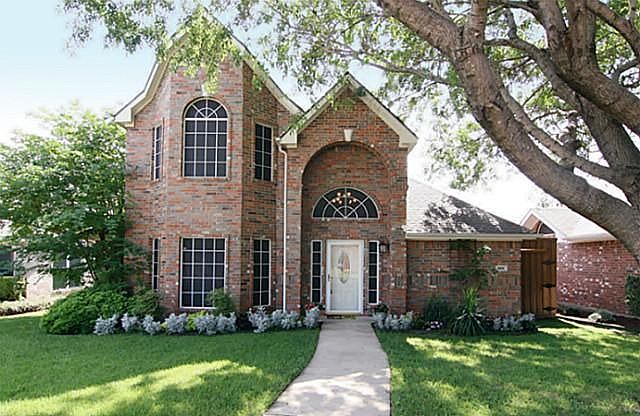 1st image of 6816 Amethyst Ln
