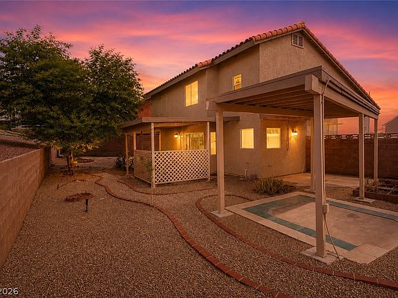 4th image of 2155 Athol Way