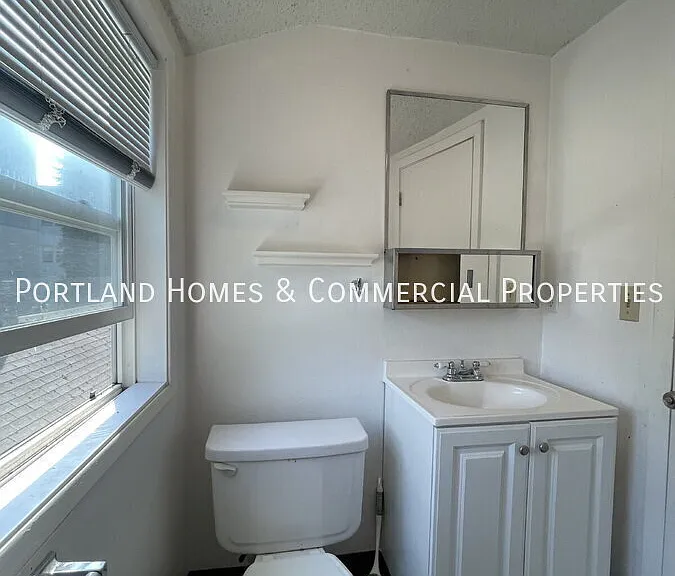 2456 NW Vaughn St #3 — Photo 16