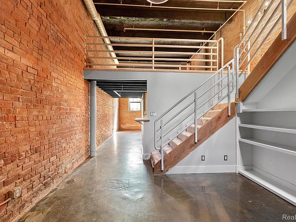 5th image of 6533 E Jefferson Ave #110W