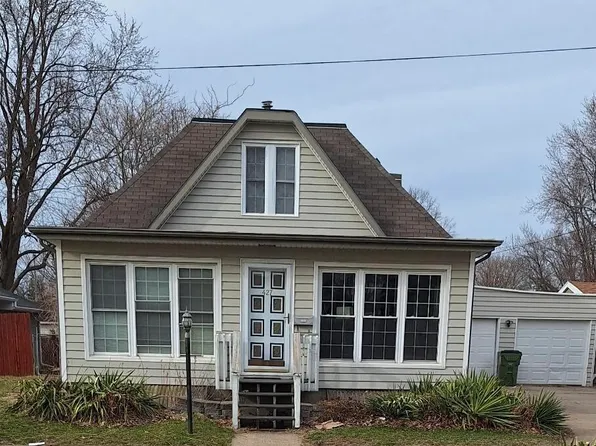 427 11th St, Boone, IA 50036