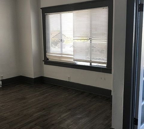 4th image of 906 Pacific Ave #648