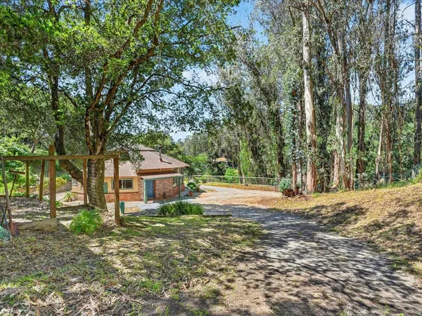 575 Snyder Ave, Aromas, CA 95004